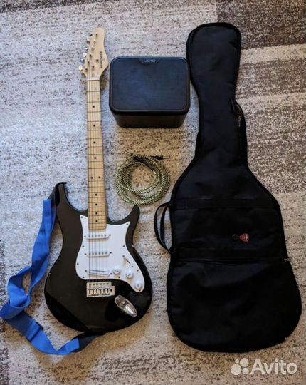 Электрогитара с комбиком (весь комплект)