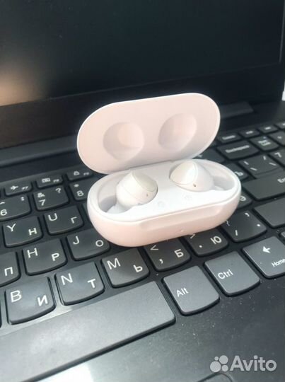 Беспроводные наушники samsung buds plus White