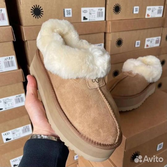 Ugg Platform Slipper Sand