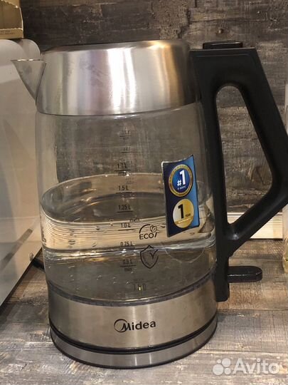 Чайник Midea