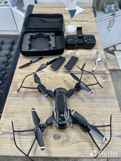 Квадрокоптер Dron pro с двумя камерами