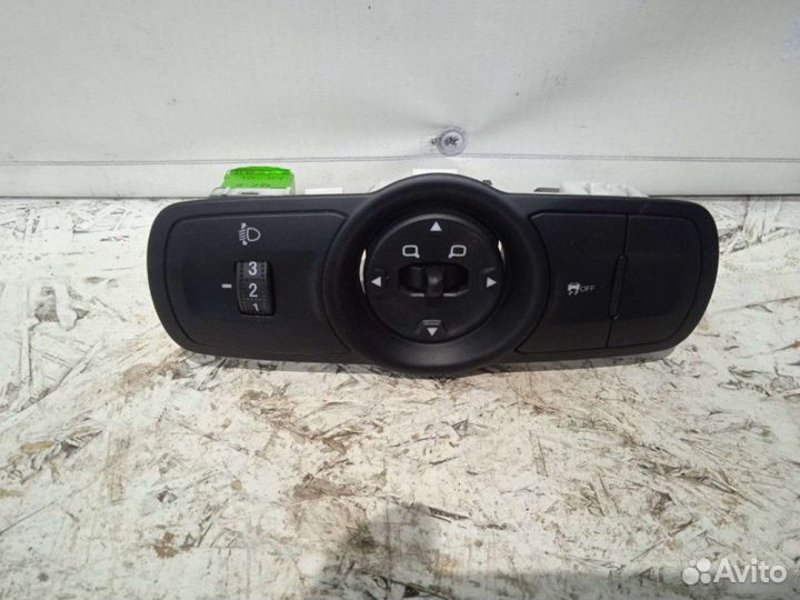 Блок управления зеркалами Chery Tiggo 4 T19