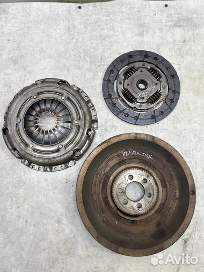 Маховик Fabia 2 Polo Octavia a5 r030105271d