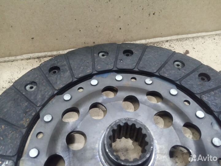 Б/У Б/У Из Германии. 9мм, 135зуб.Практически без