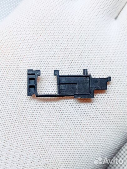 LG P705. Рамка камеры. Оригинал