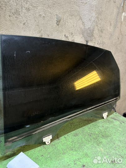 Nissan teana j32 стекло задней левой двери