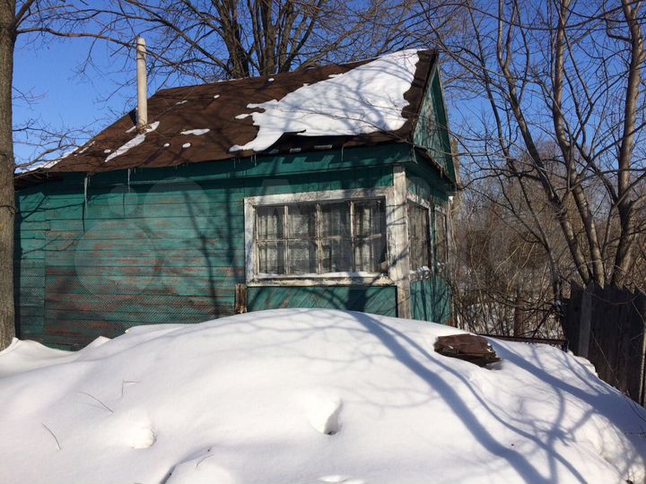 Дача 20 м² на участке 2 сот.