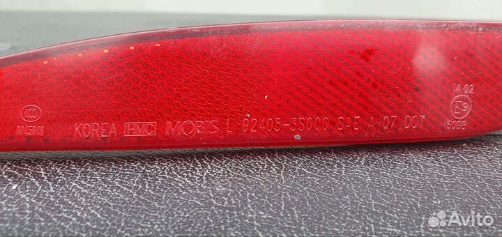 Отражатель в задний бампер hyundai sonata yf