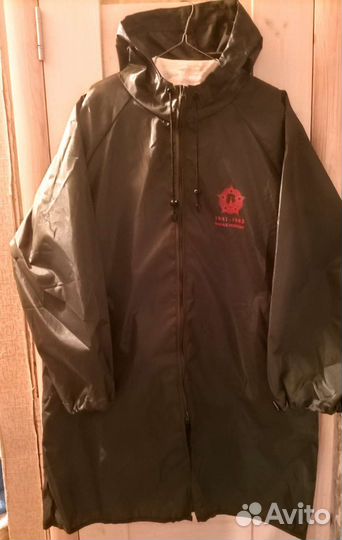 Плащ участника Парада Победы на Красной площади