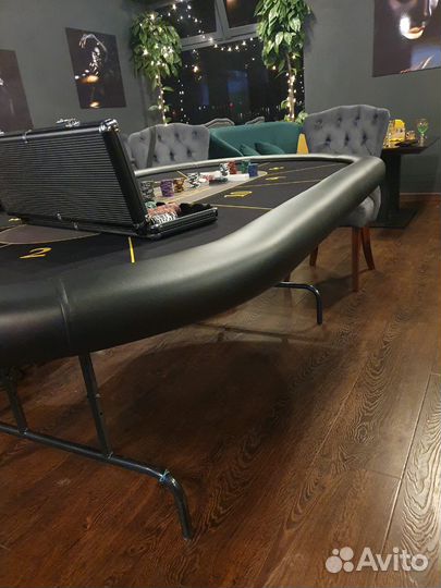 Стол игральный,для покера