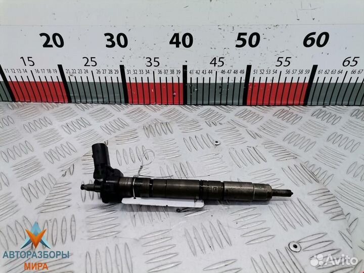 Форсунка Volkswagen Passat B6 2009 03L130277