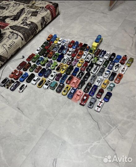 Hot wheels машинки