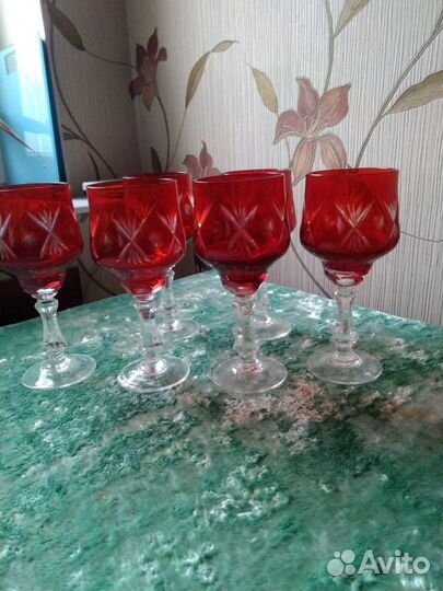 Шикарные фужеры цветной хрустальссср Красный май