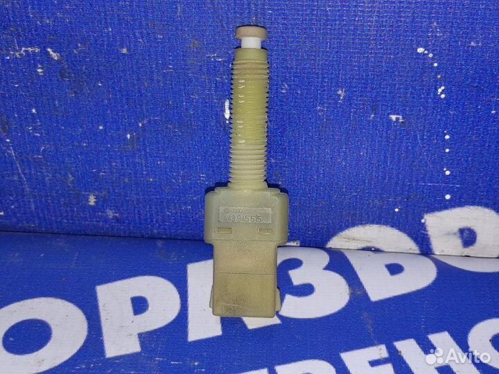 Датчик педали тормоза Audi A6C5 седан 1999