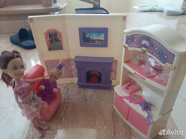 Домик кукольный