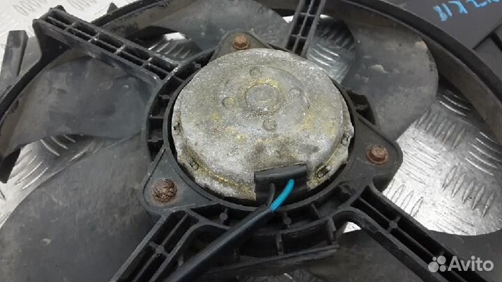 Вентилятор радиатора Mitsubishi Carisma