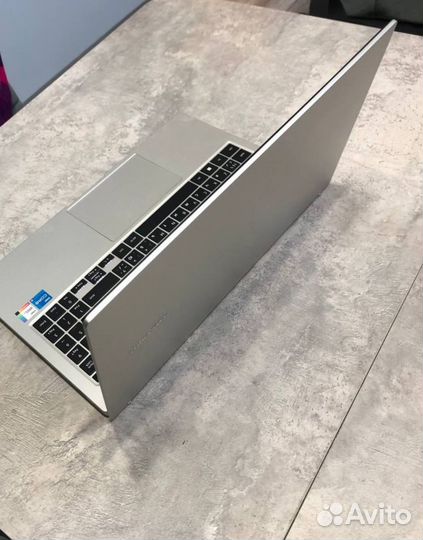 Ноутбук samsung galaxy book 750XDA-KD7IT