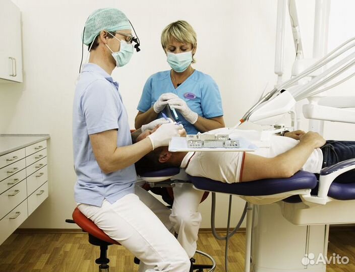 Salli Strong - эргономичный стул врача-стоматолога