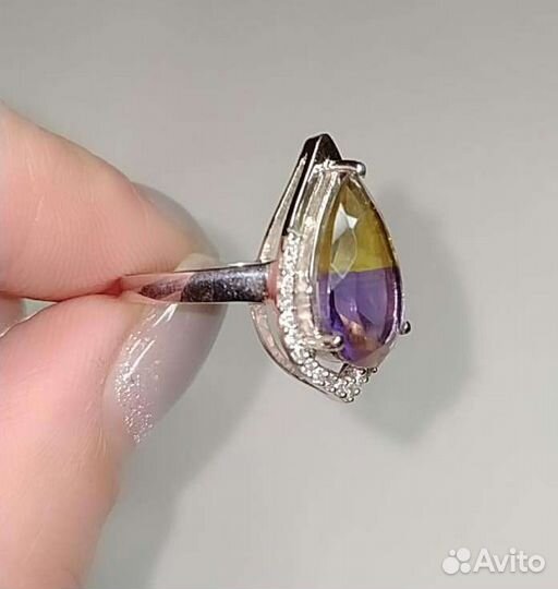 Серебряное кольцо с выращенными аметрином