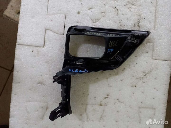 Накладка птф левая,Toyota Land-Cruser150