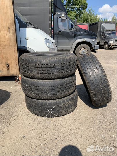 Bridgestone Dueler A/T 265/65 R17