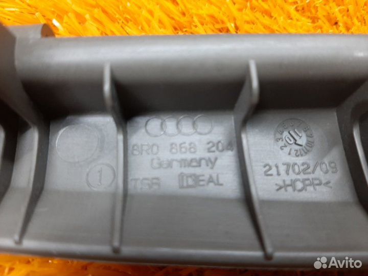 Накладка стойки кузова передняя правая Audi Q5 8R