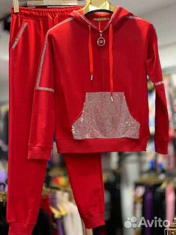 Костюм спортивный красный