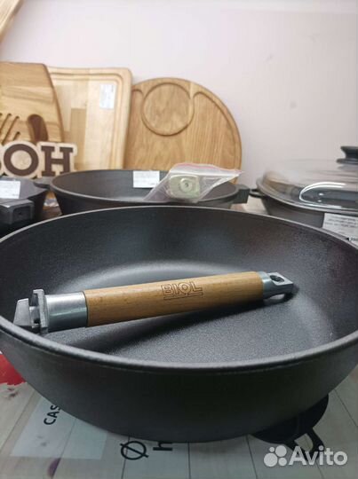 Сковородка чугунная