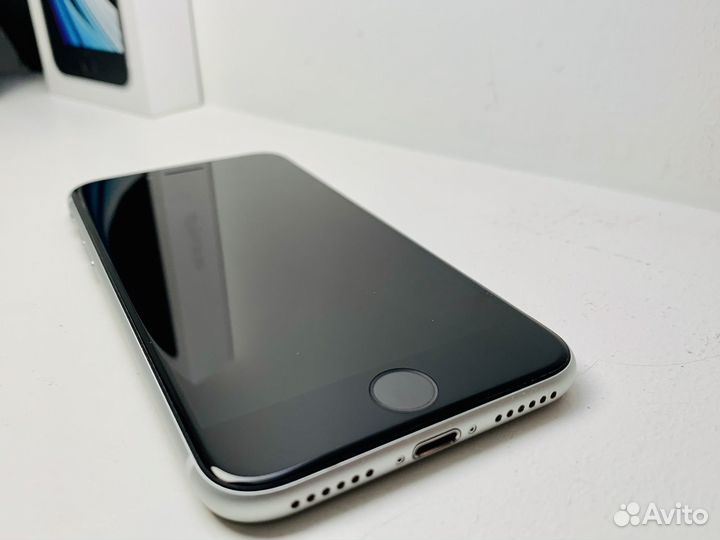 iPhone SE (2020) 64GB
