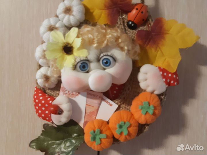 Сувенир,магнит на холодильник домашний оберег