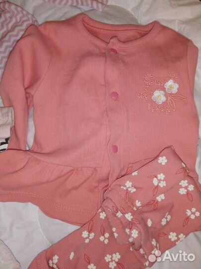 Вещи на малышку от 3 месяцев