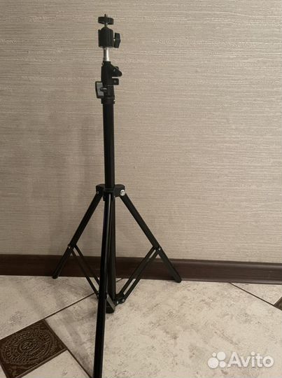 Кольцевая лампа 26 см