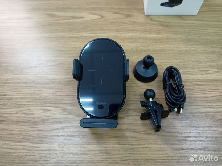 Держатель с функцией беcпроводной зарядки DDPai Wi