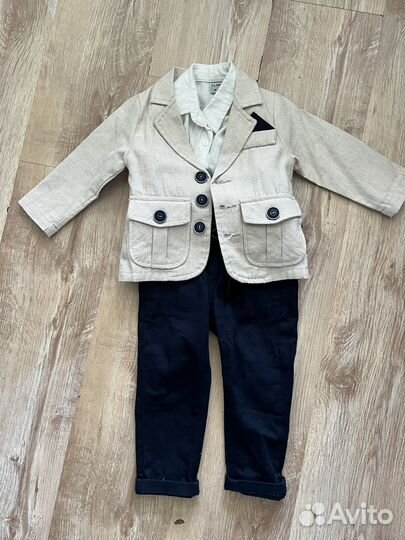 Костюм тройка на мальчика 86