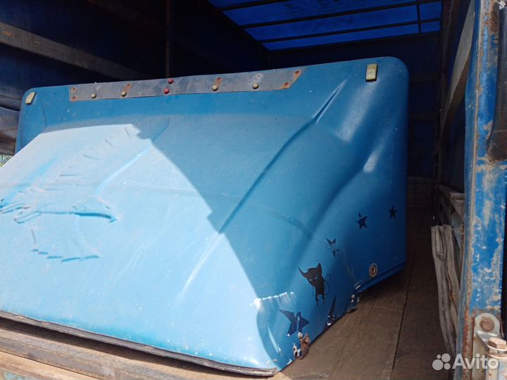 Продам спойлер