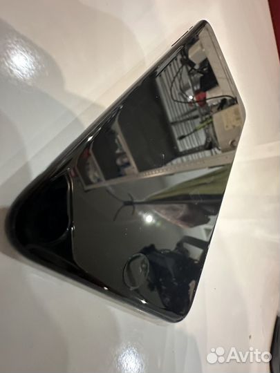 Телефон iPhone 7 plus 32 gb