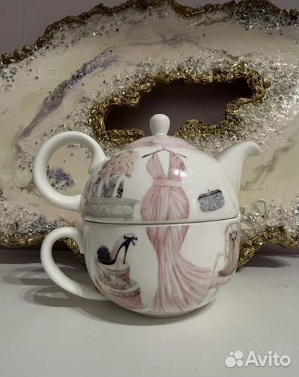 Подарочный сервиз чайник и чашка