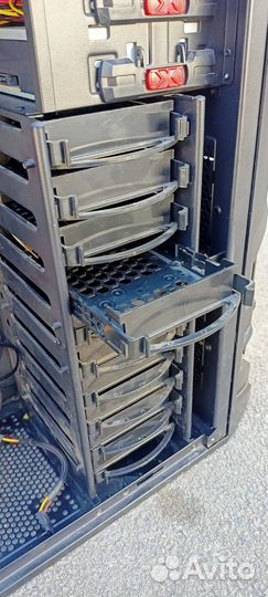 Сервер 2x QuadCore Intel Xeon E5630