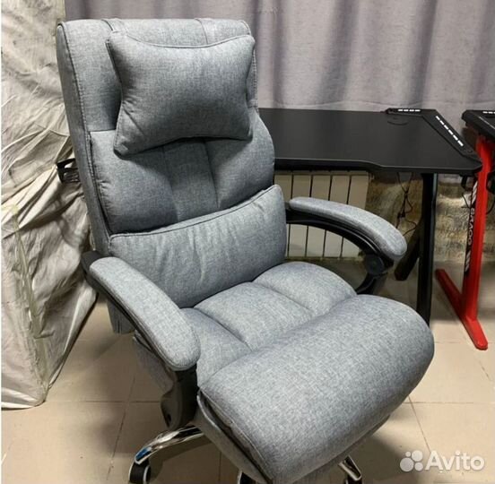 Компьютерное кресло из ткани