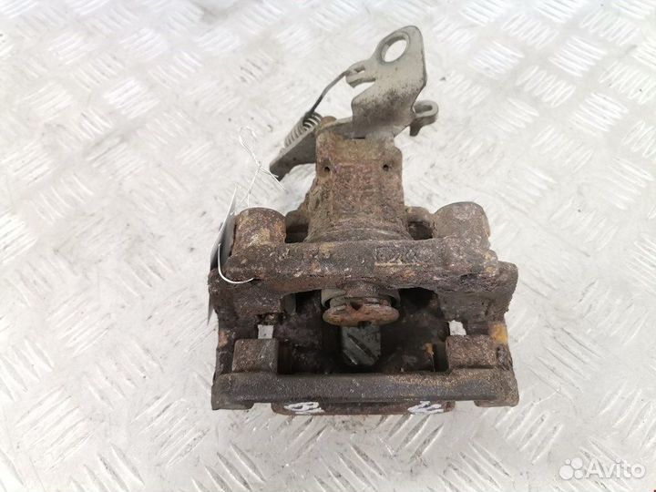 Суппорт задний правый для Ford Mondeo 3 4922620