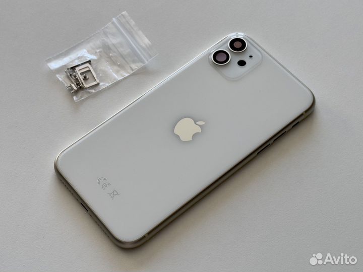 Корпус для iPhone 11 белый