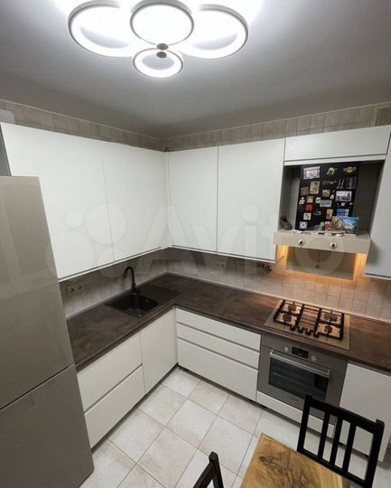 2-к. квартира, 49 м², 5/5 эт.