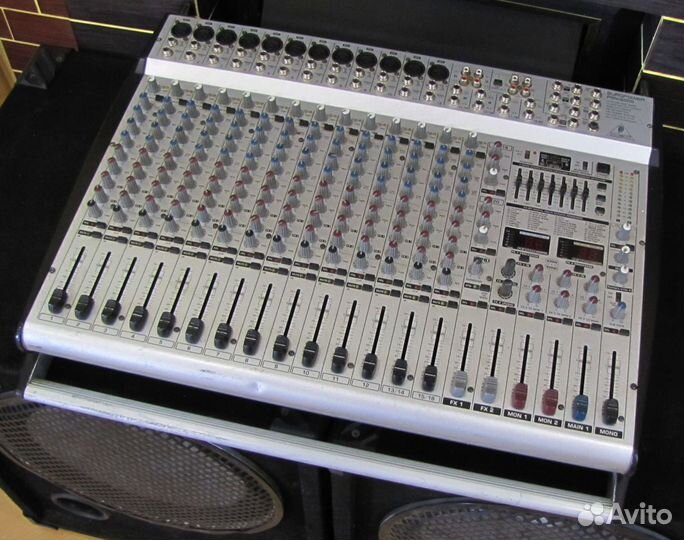 Микшер усилитель 800W Behringer PMH5000 вокал проц