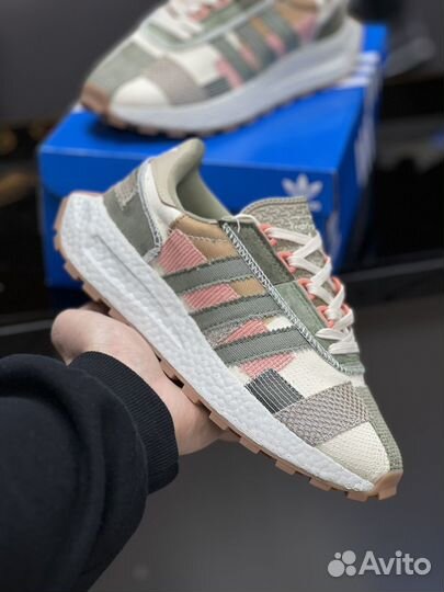 Кроссовки Adidas Retropy e5