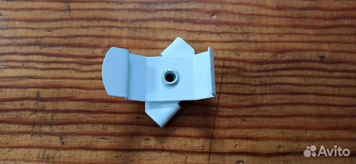 Кронштейн для жалюзи