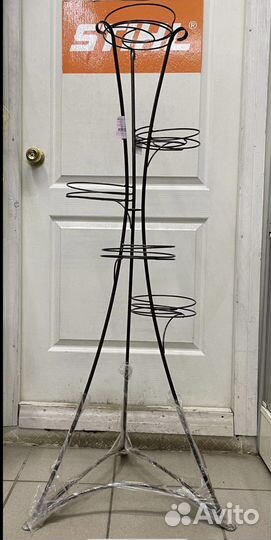 Подставка под цветы новая