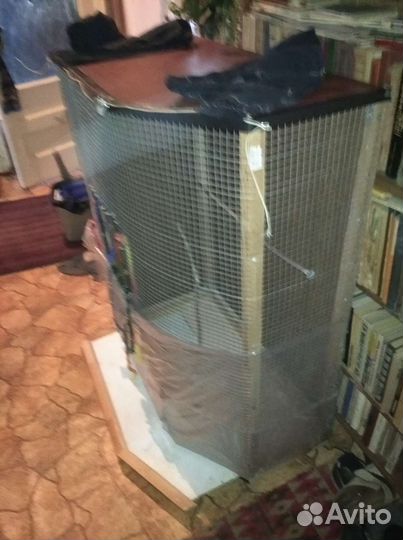 Клетка-вольер