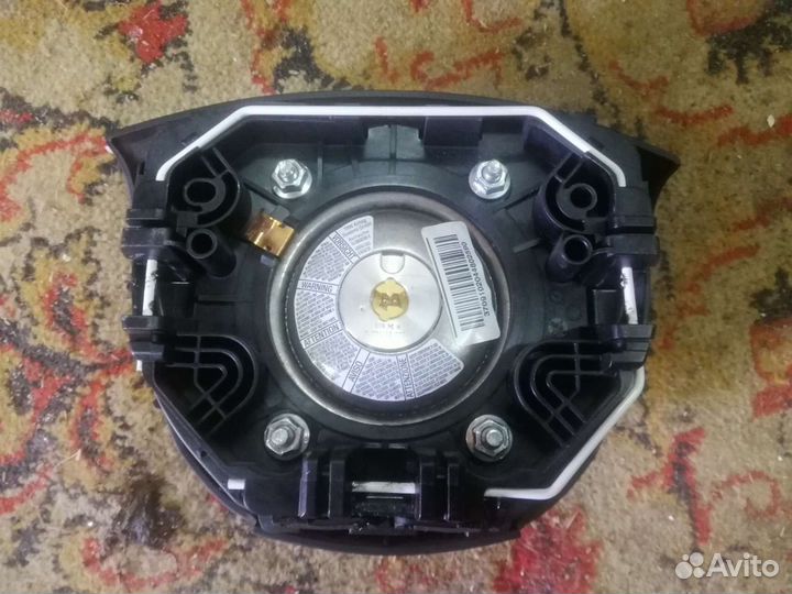 Подушка безопасности в руль Ford Focus