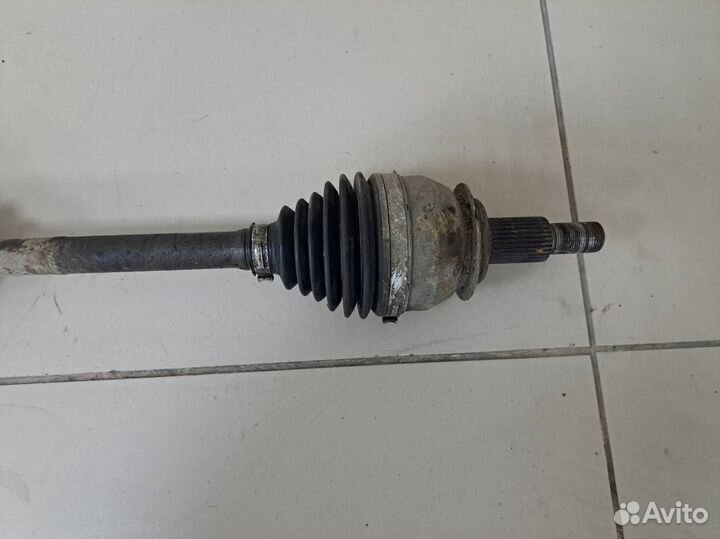 Б/У Полуось передняя левая FTB82560X mazda