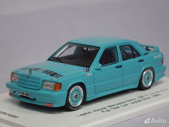 Модель Mercedes 190e 1/43 spark